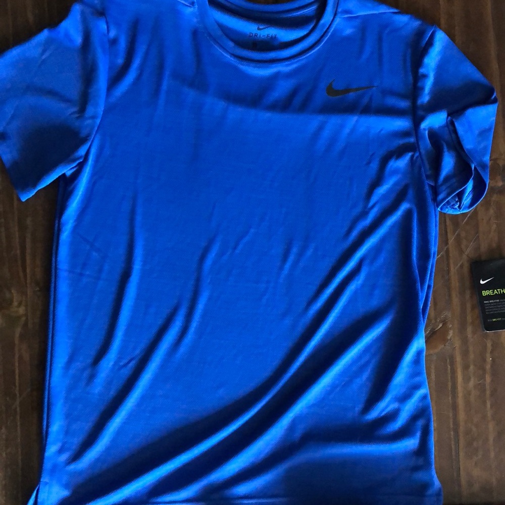 Men’s Nike Dri Fit shirt